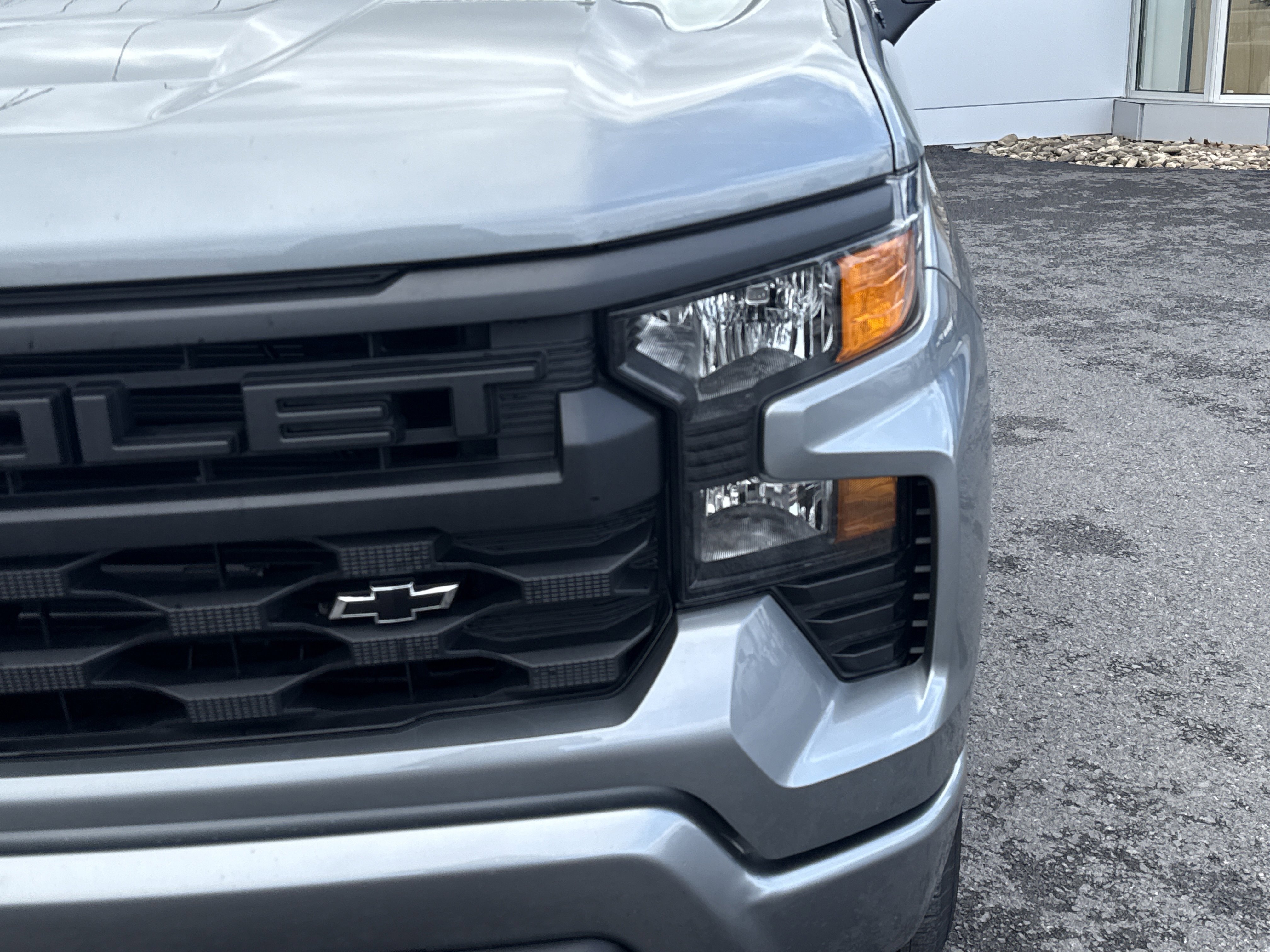 New 2026 Chevrolet Silverado 1500 Custom w/ LPO, Dark Essentials Package AWD/4WD image 9