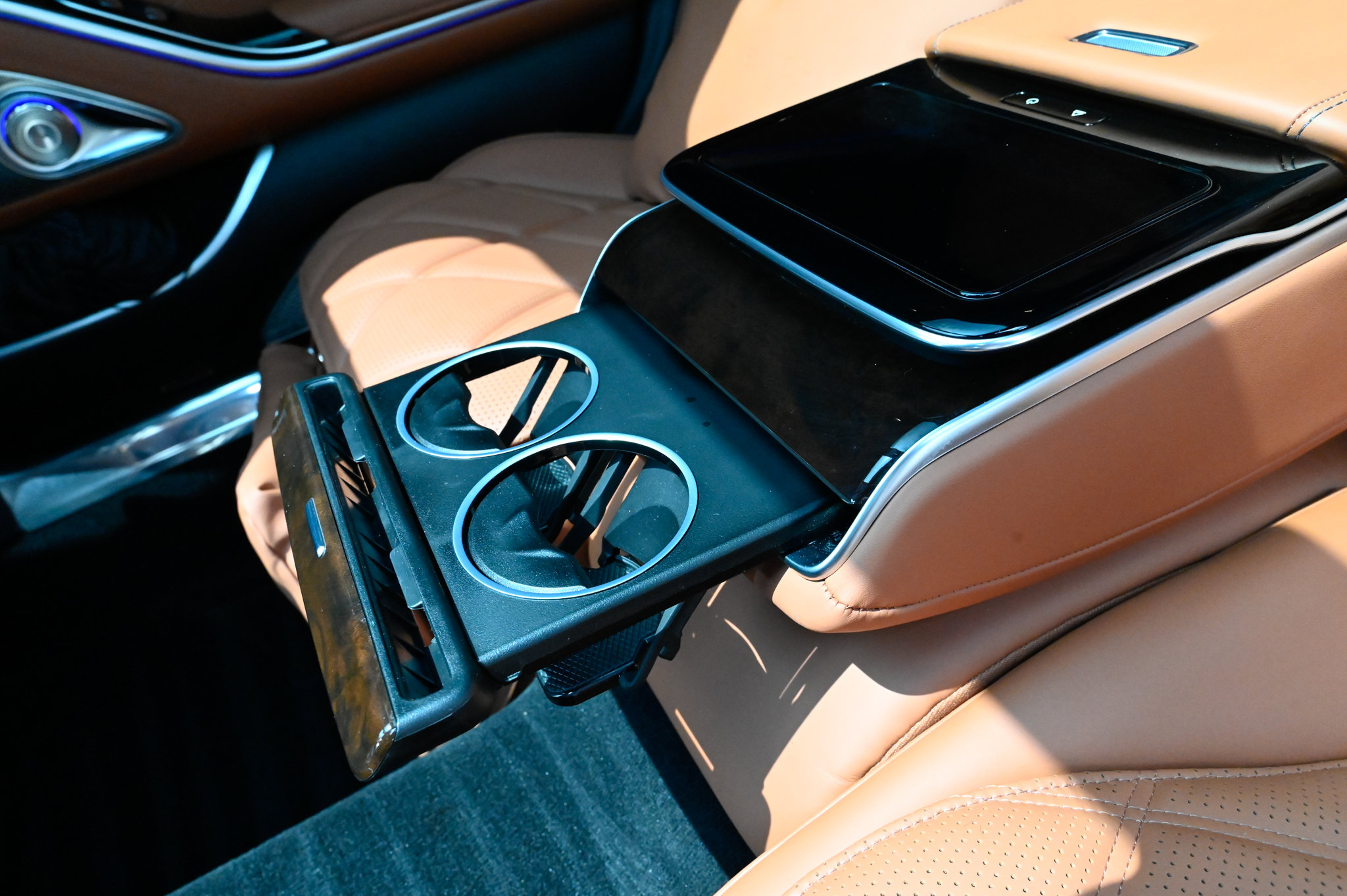 Used 2023 Mercedes-Benz Maybach S 680 4MATIC w/ Manufaktur Leather Package image 48