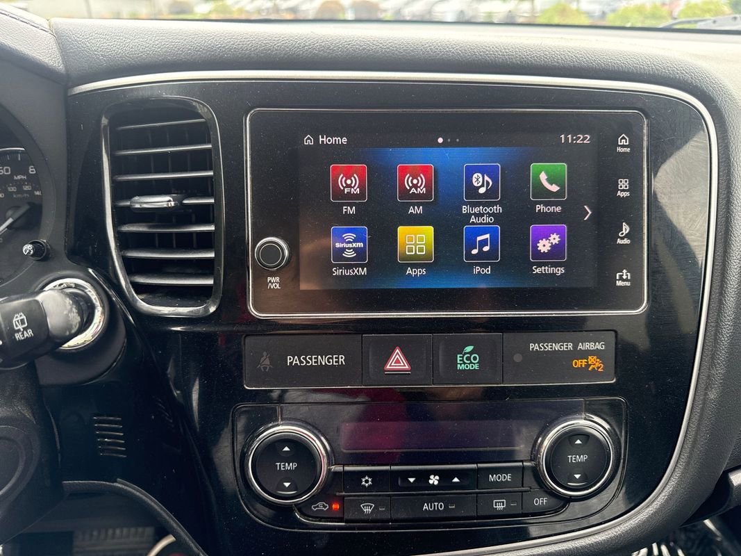 Used 2018 Mitsubishi Outlander GT AWD/4WD image 76