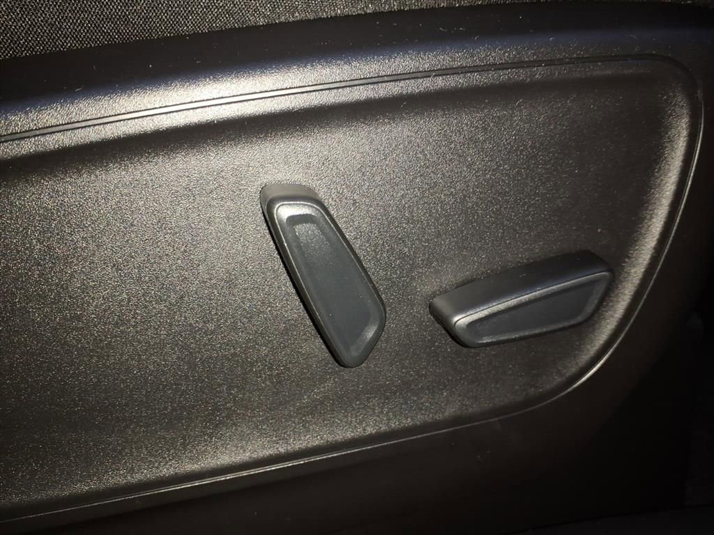 New 2026 Ford Escape Active w/ Active Premium Tech Pack image 9