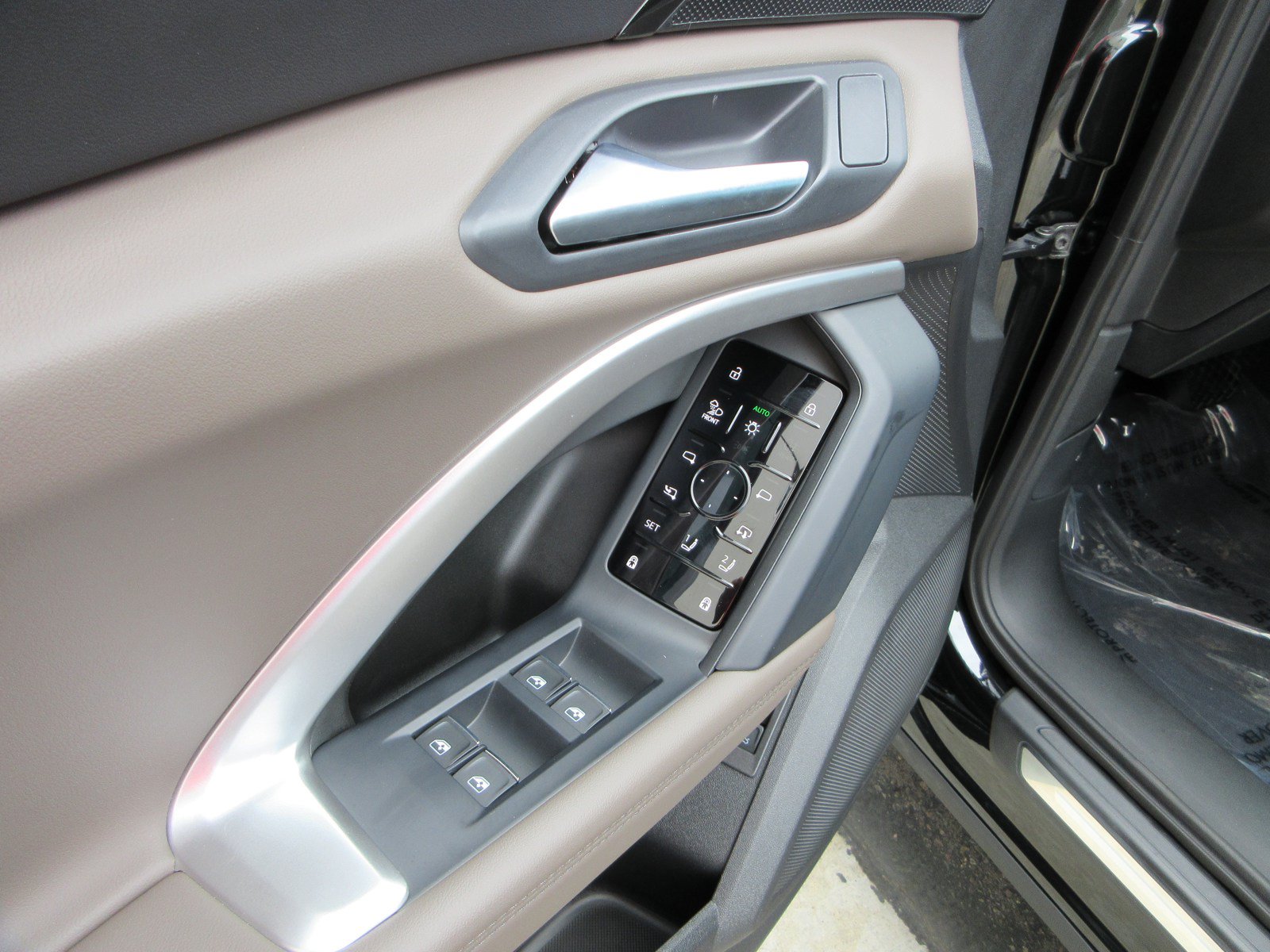 Used 2025 Audi Q5 Prestige AWD/4WD image 32
