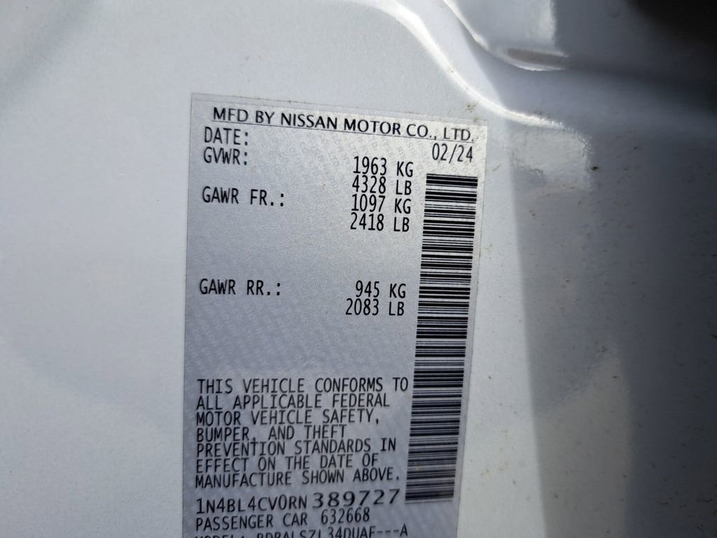 Used 2024 Nissan Altima 2.5 SR w/ SR Premium Package image 28