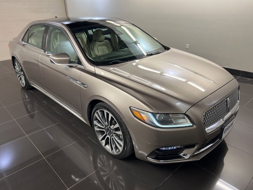 Used 2019 Lincoln Continental Select w/ Continental Climate Package image 1