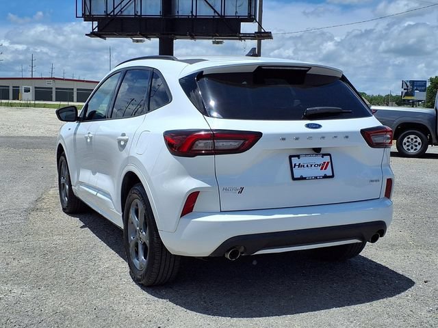 Used 2023 Ford Escape ST-Line AWD/4WD image 3