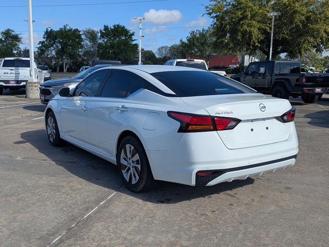 Used 2023 Nissan Altima 2.5 S image 10