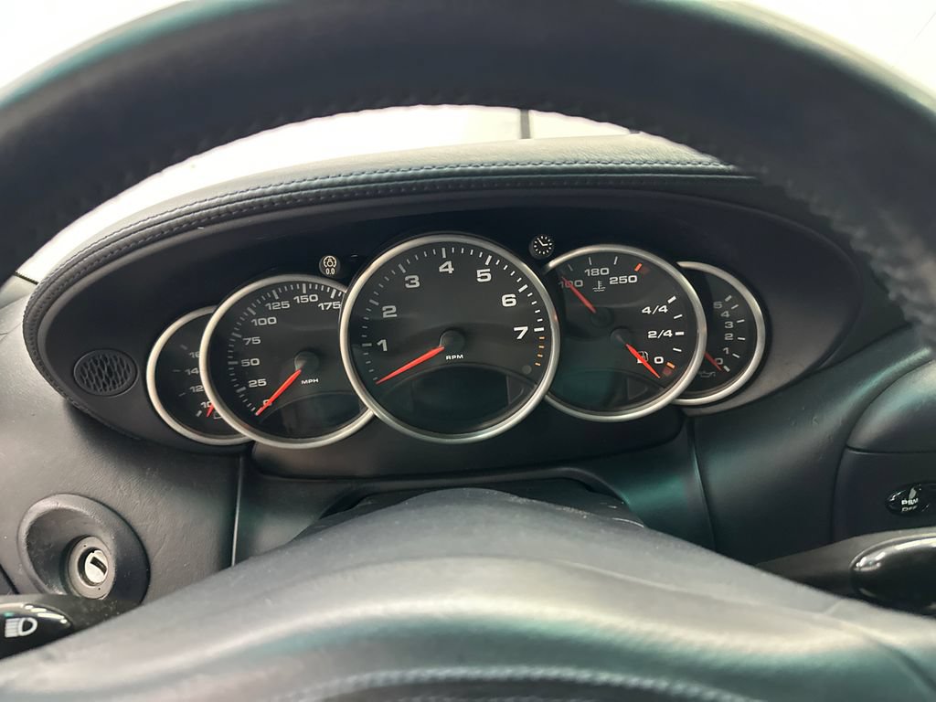 Used 2000 Porsche 911 Carrera RWD image 18