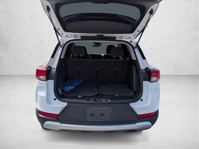 Used 2025 Chevrolet TrailBlazer LT image 6