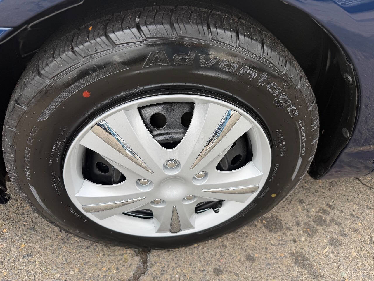 Used 2005 Toyota Corolla LE image 11