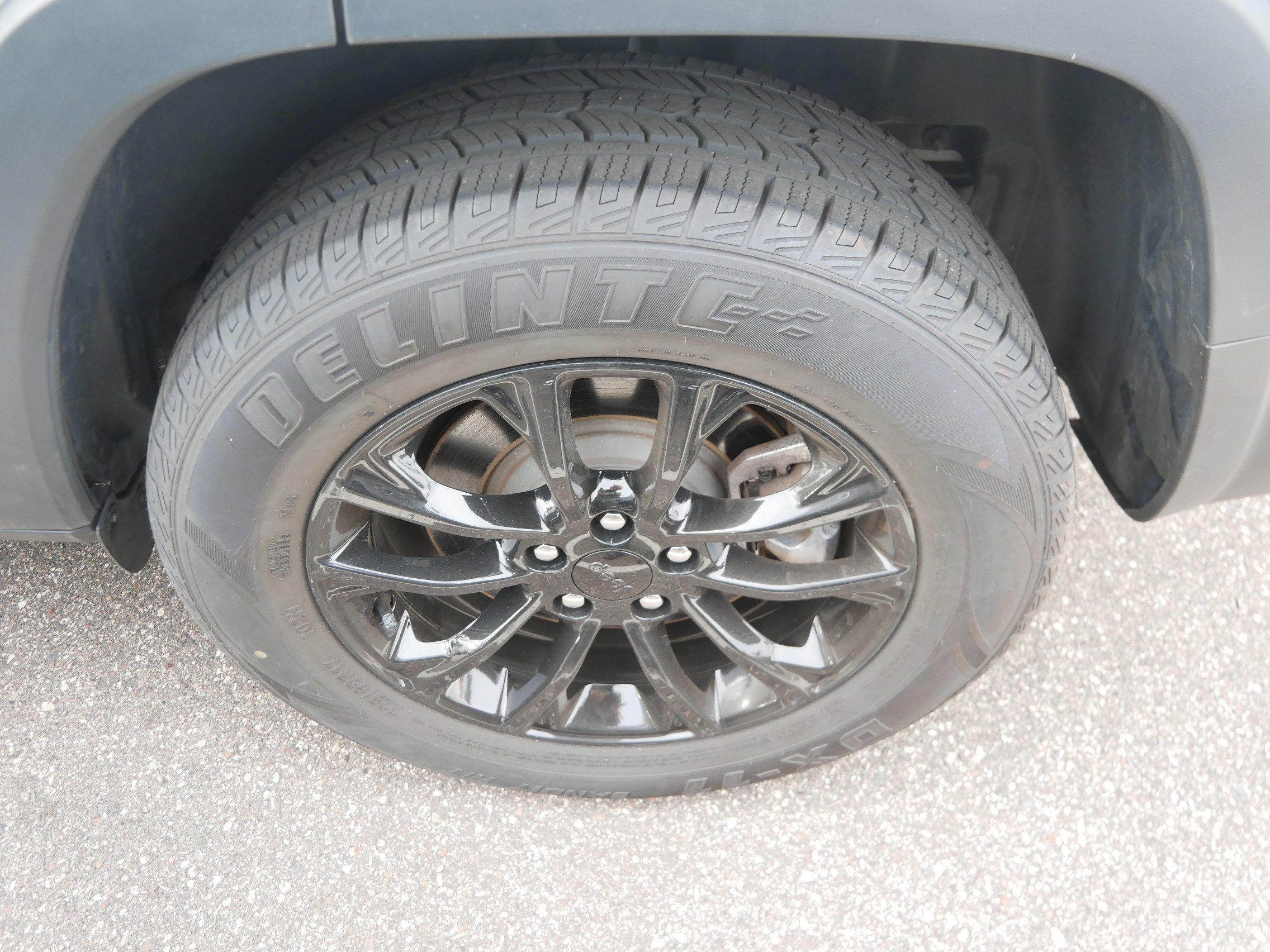 Used 2023 Jeep Cherokee Altitude Lux image 5