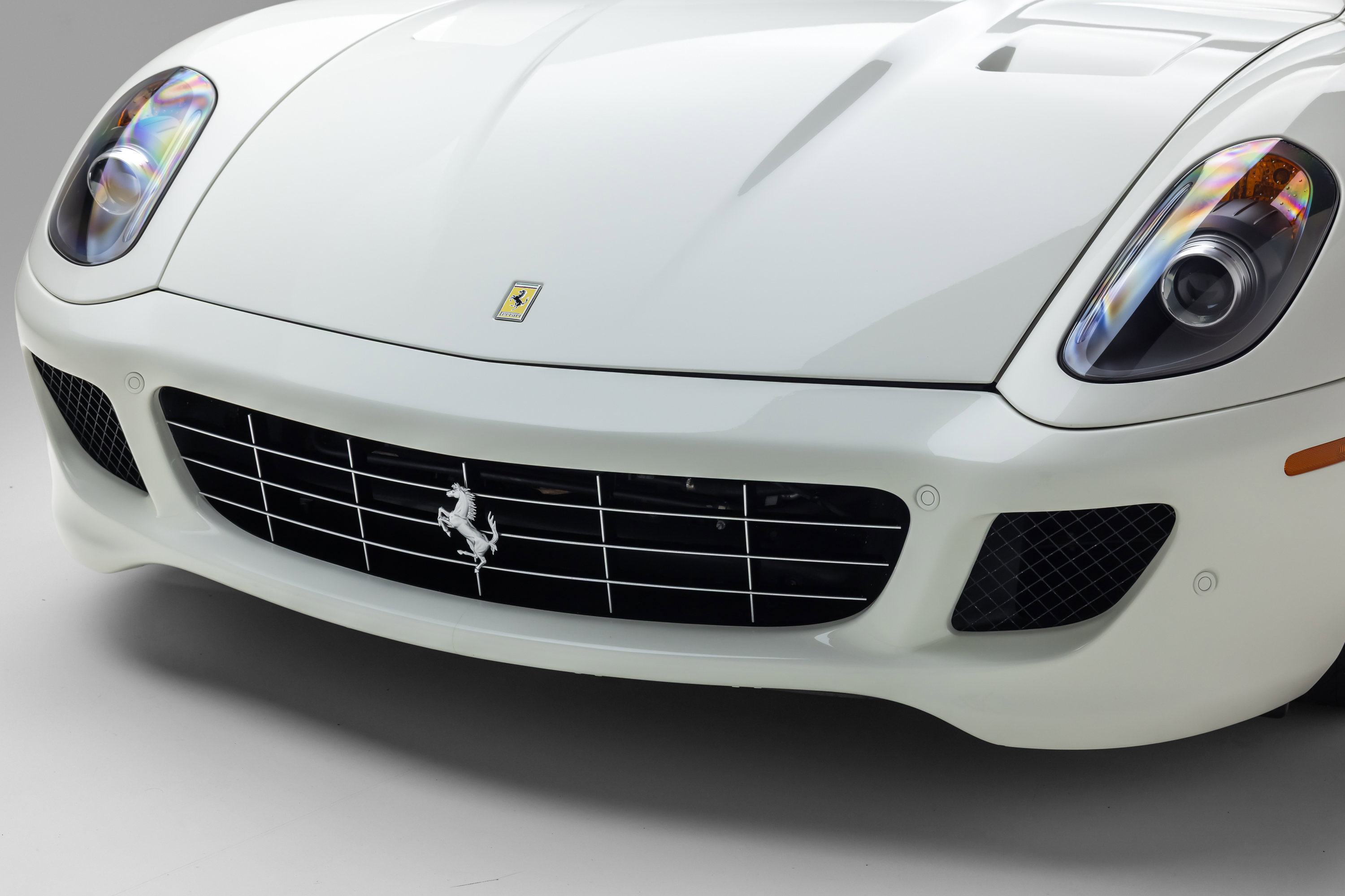 Certified 2010 Ferrari 599 GTB Fiorano RWD image 32