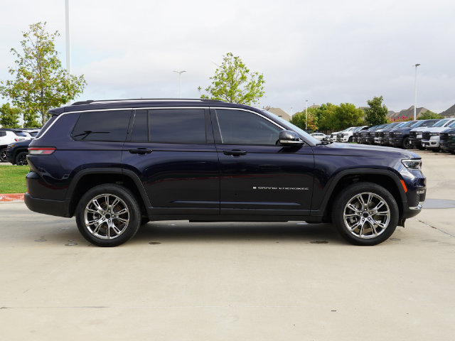Used 2023 Jeep Grand Cherokee L Limited RWD image 12