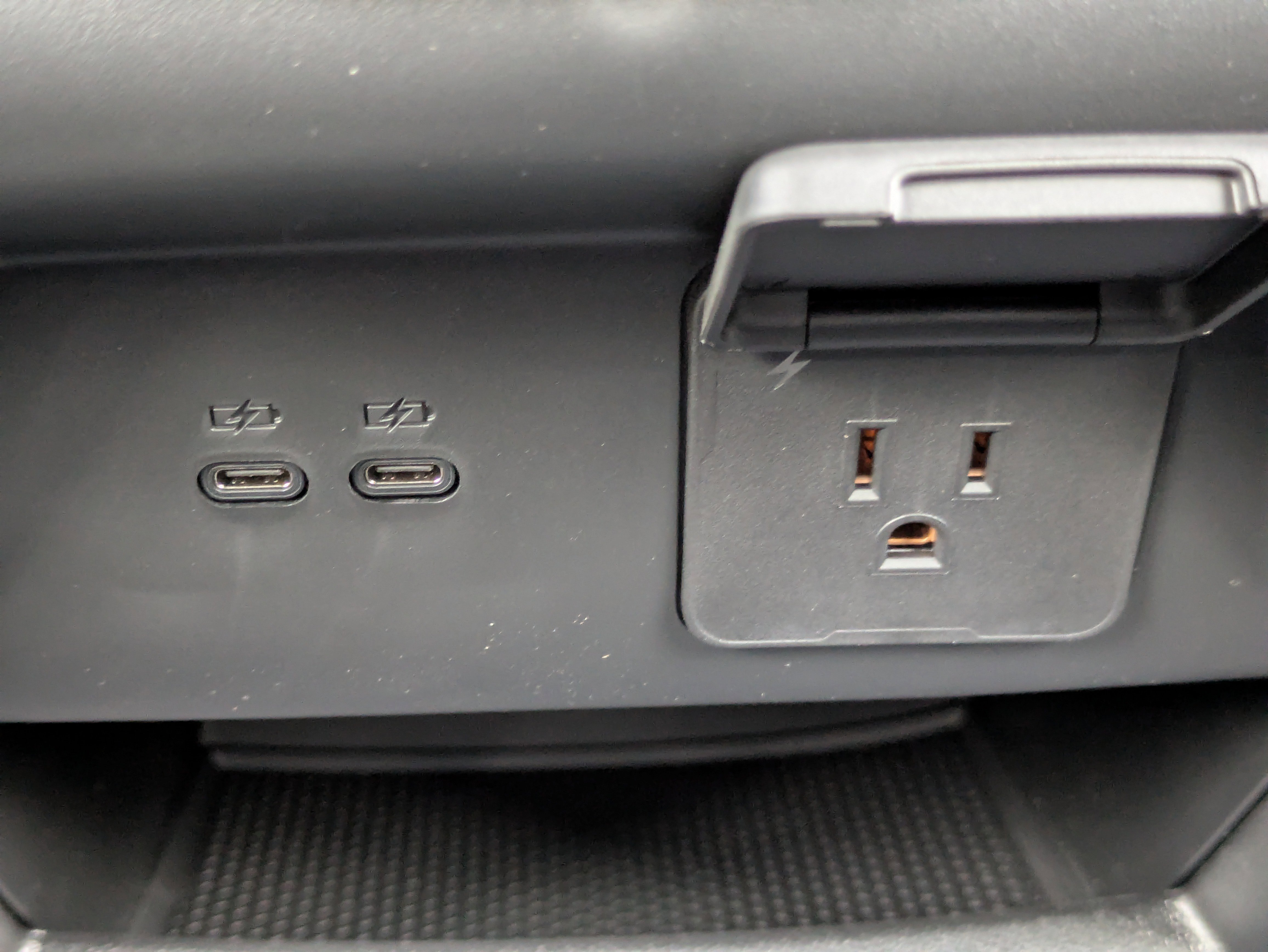 New 2026 Chevrolet Traverse LT w/ Driver Confidence Package image 11