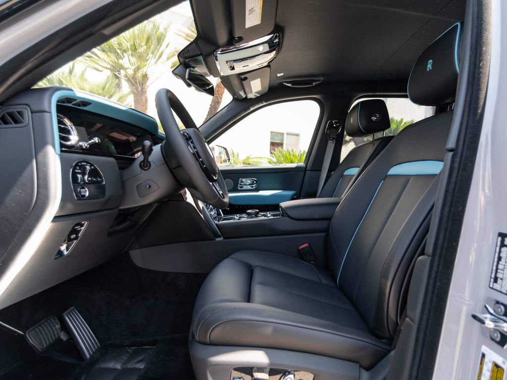 New 2026 Rolls-Royce Cullinan AWD/4WD image 26