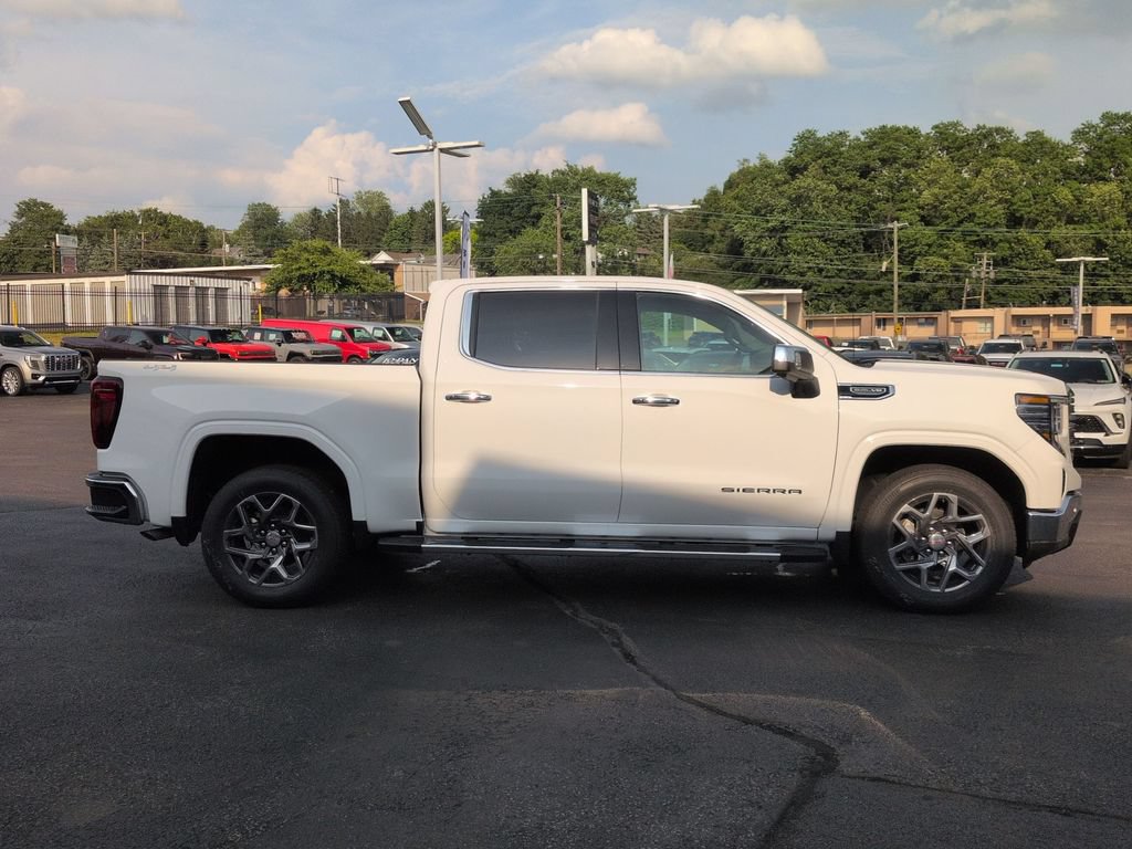 New 2026 GMC Sierra 1500 SLT w/ SLT Premium Plus Package AWD/4WD image 4