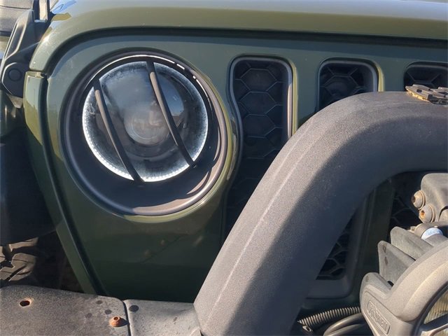 Used 2021 Jeep Gladiator Rubicon image 10