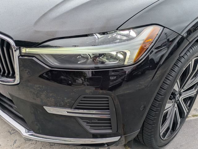 Certified 2023 Volvo XC60 B6 Ultimate w/ Protection Package Premier AWD/4WD image 9
