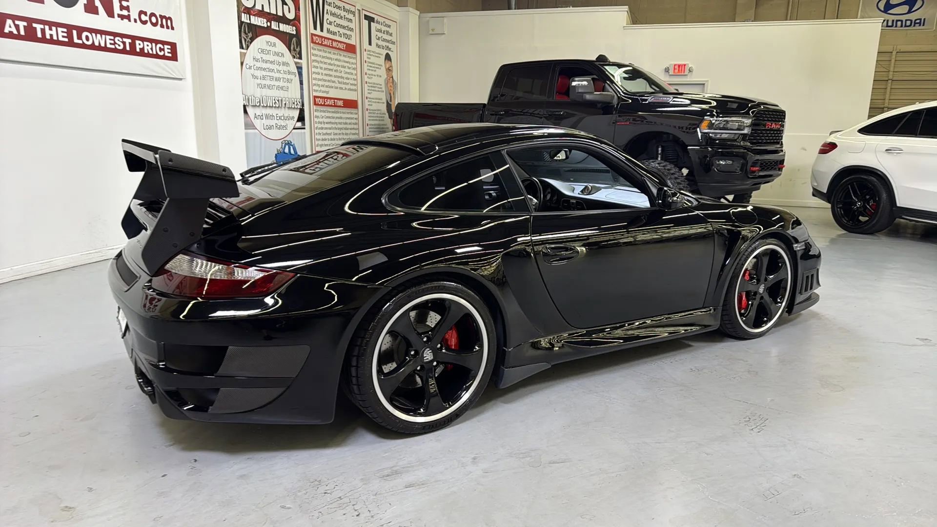 Used 2007 Porsche 911 Turbo AWD/4WD image 15