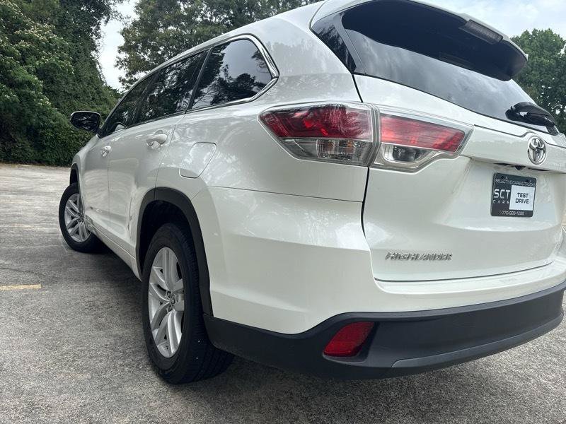 Used 2016 Toyota Highlander LE FWD image 7