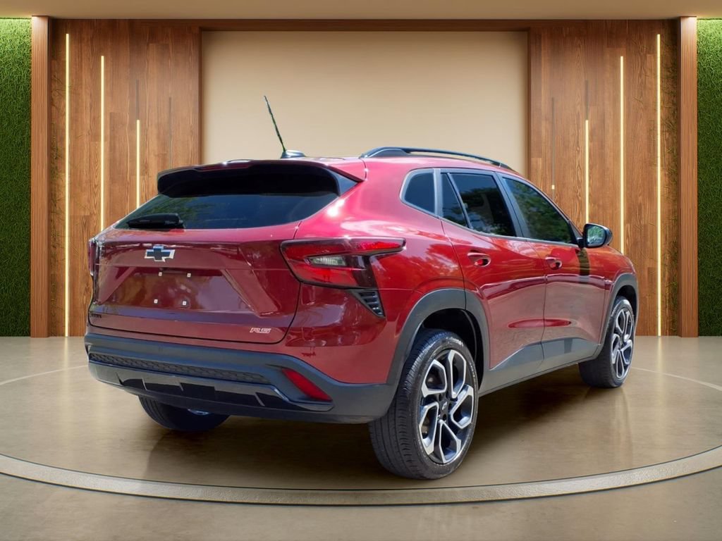 Certified 2025 Chevrolet Trax RS w/ Driver Confidence Package FWD image 31