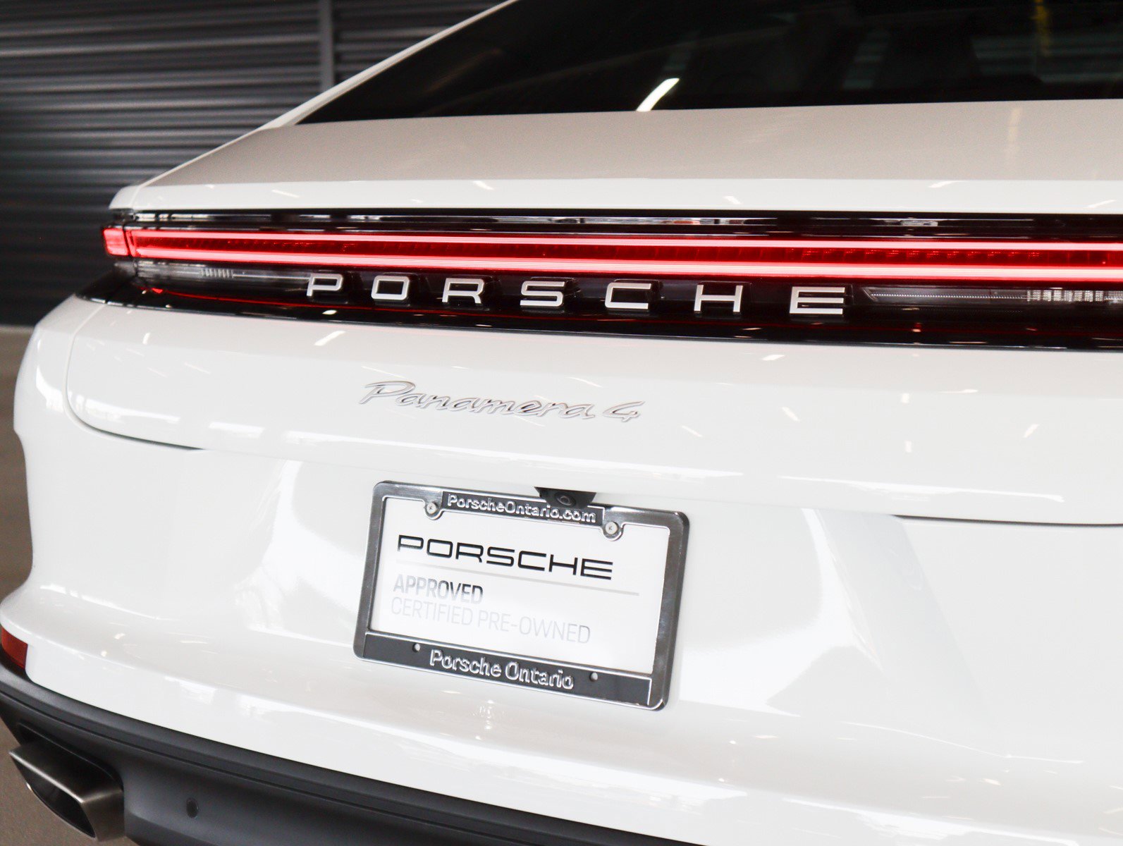 Certified 2025 Porsche Panamera 4 image 32