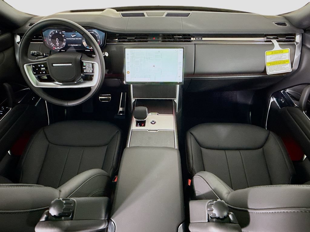 New 2026 Land Rover Range Rover Long Wheelbase SE AWD/4WD image 14
