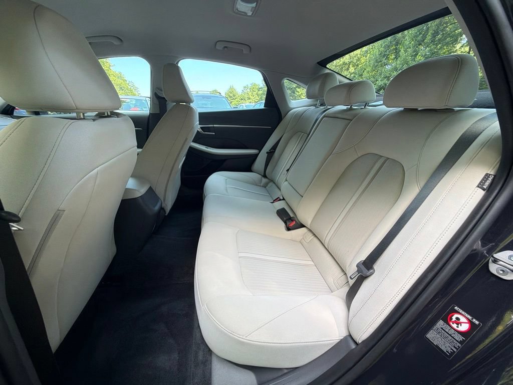 Certified 2023 Hyundai Sonata SEL FWD image 14