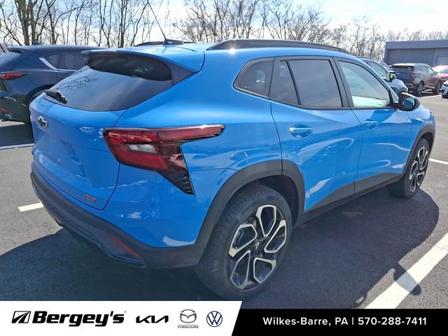 Used 2024 Chevrolet Trax RS w/ Driver Confidence Package image 5