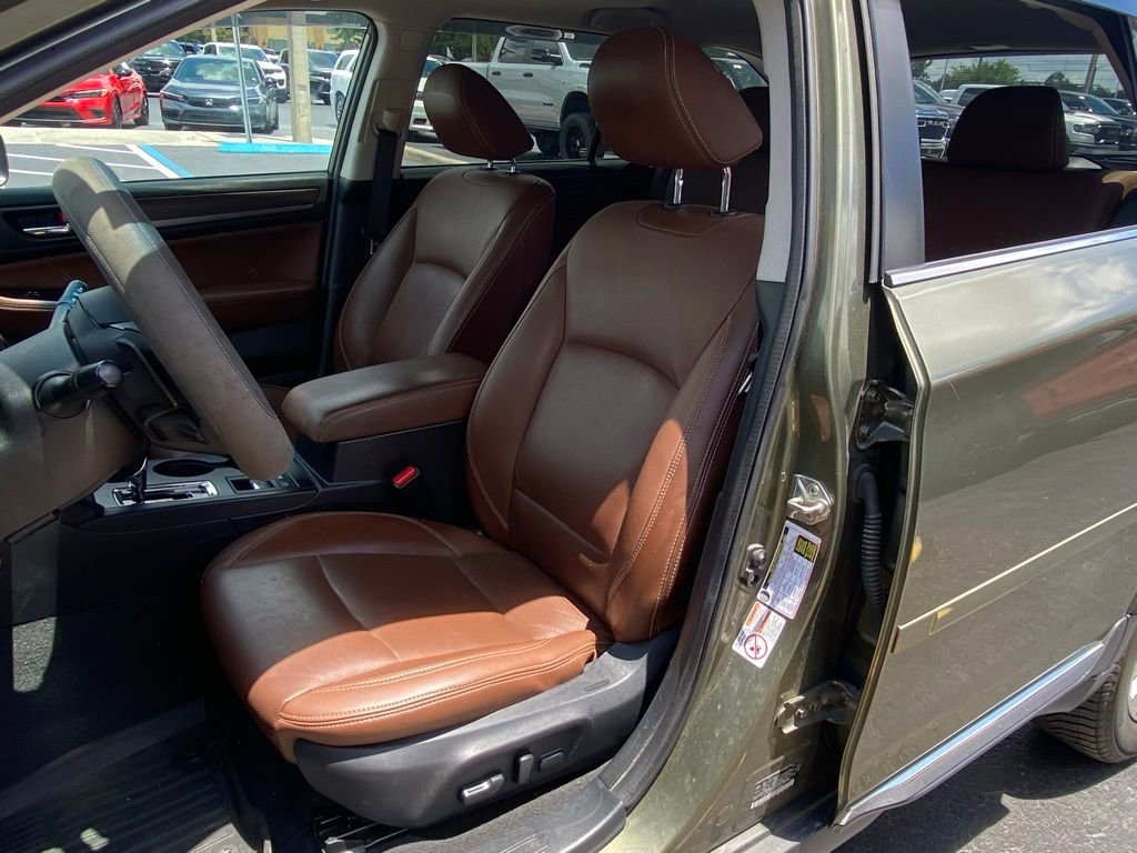 Used 2018 Subaru Outback 3.6R Touring AWD/4WD image 15