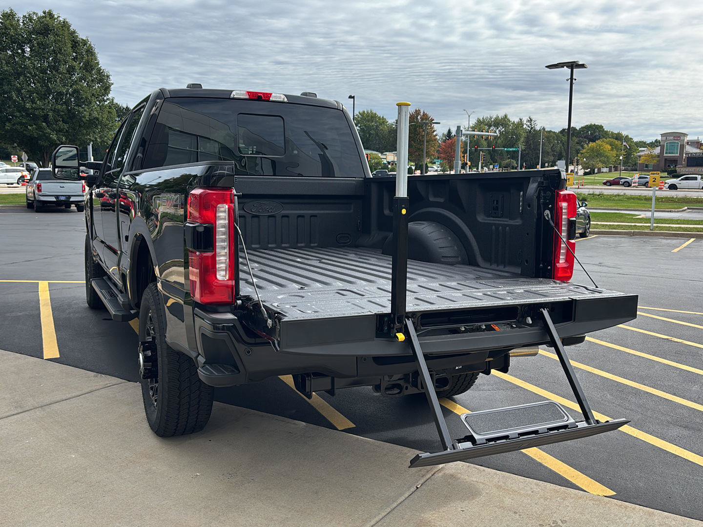 New 2027 Ford F250 Lariat w/ Black Appearance Package AWD/4WD image 29