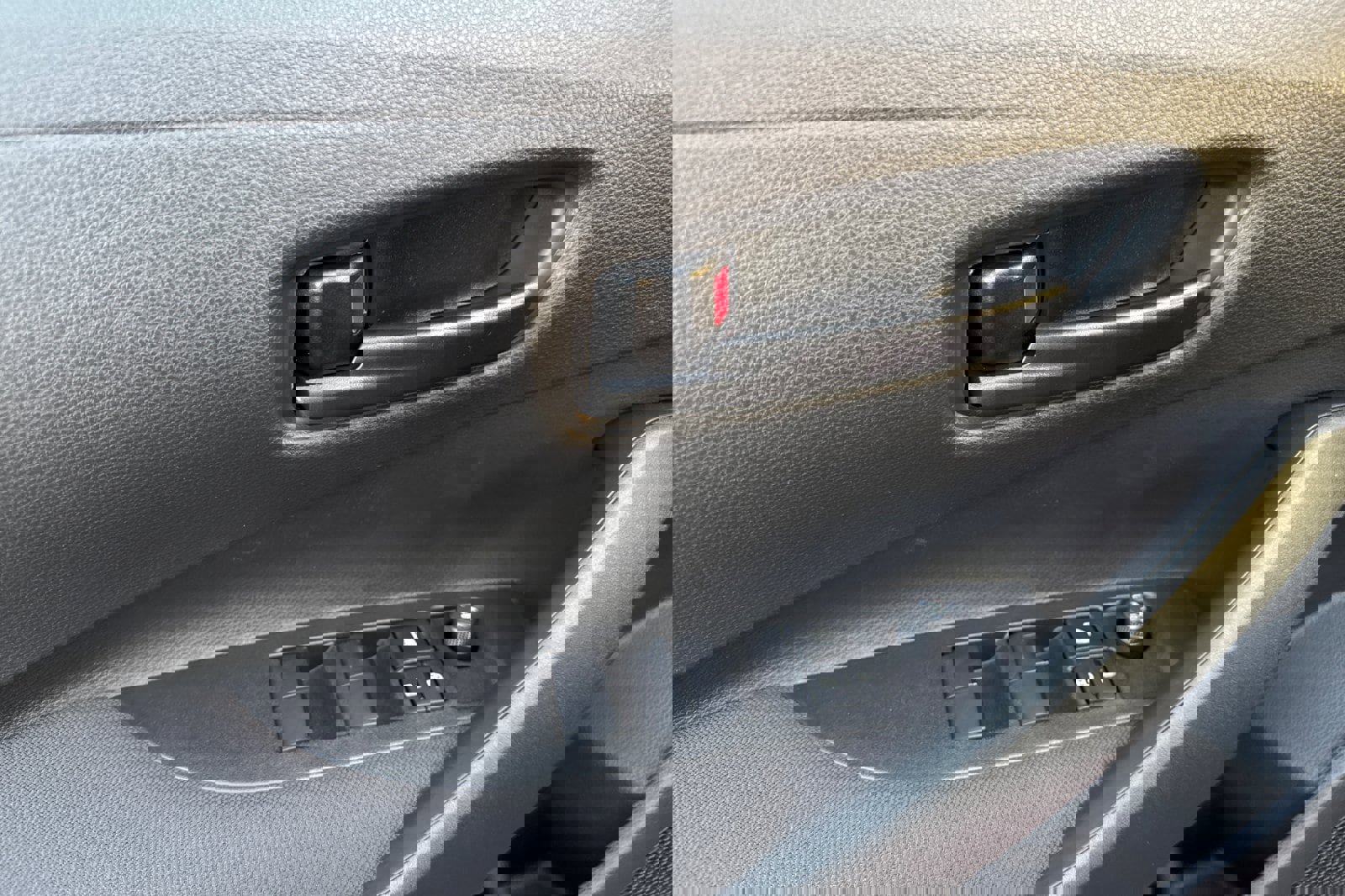 New 2026 Toyota Corolla LE image 11