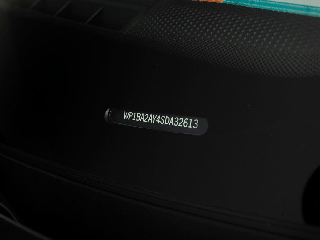 Certified 2025 Porsche Cayenne Coupe image 44