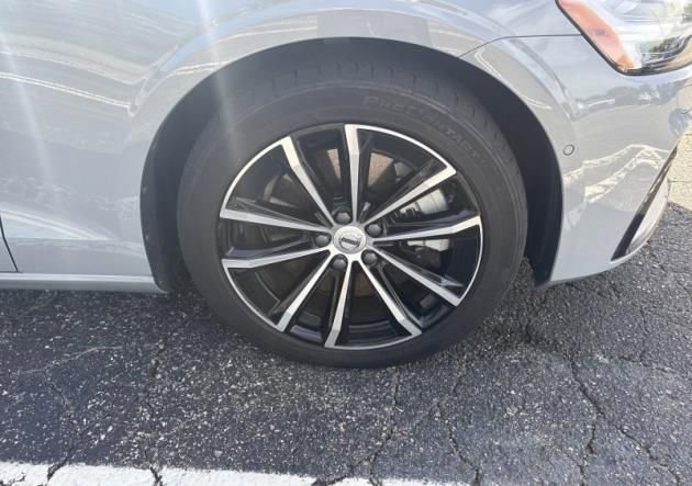 Used 2025 Volvo S60 T8 Plus w/ Climate Package AWD/4WD image 7