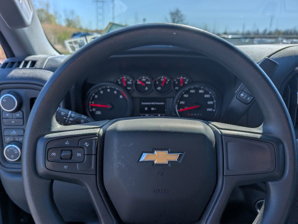 Used 2024 Chevrolet Silverado 2500 Custom AWD/4WD image 12