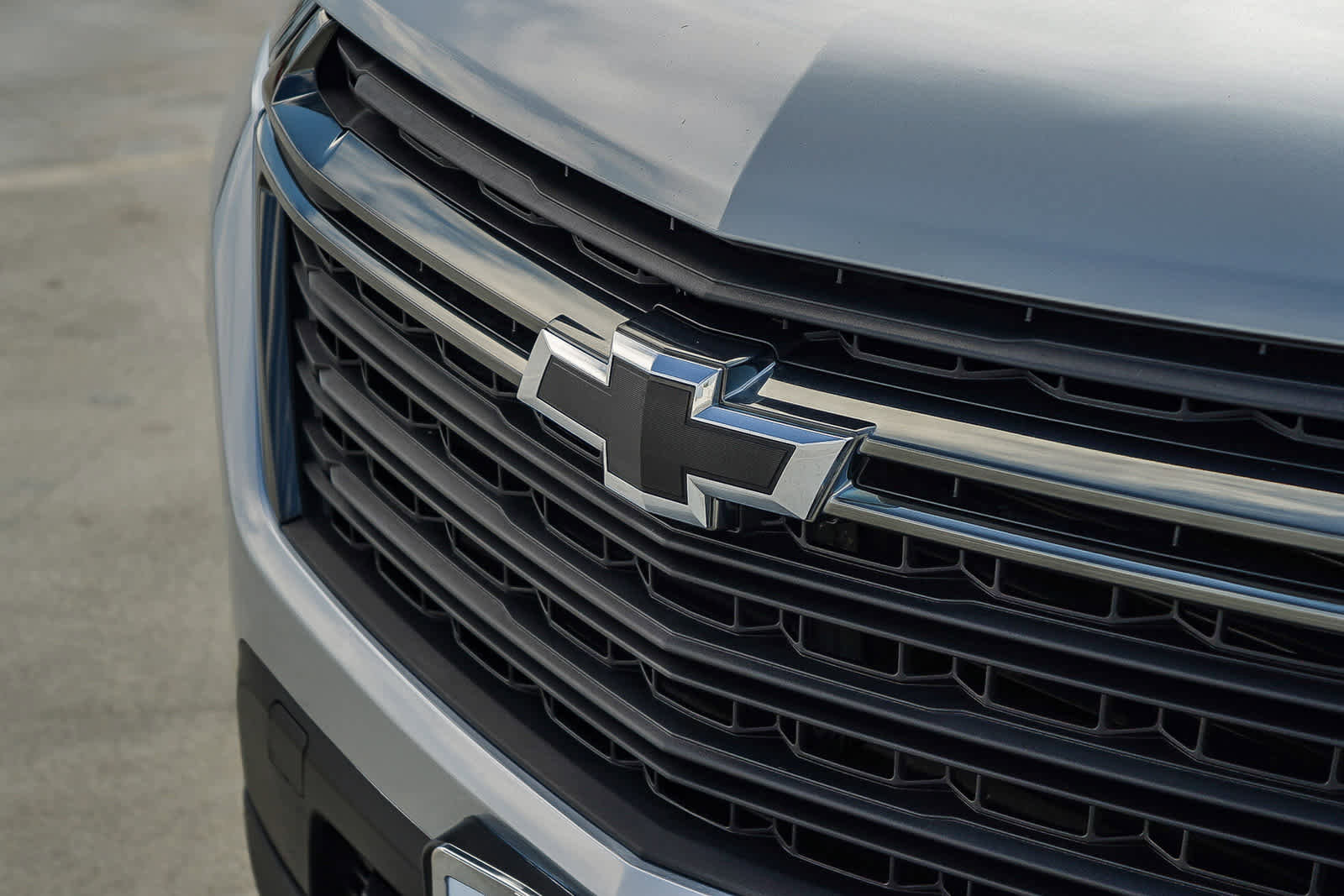 Used 2022 Chevrolet Traverse LS w/ Midnight/Sport Edition image 10