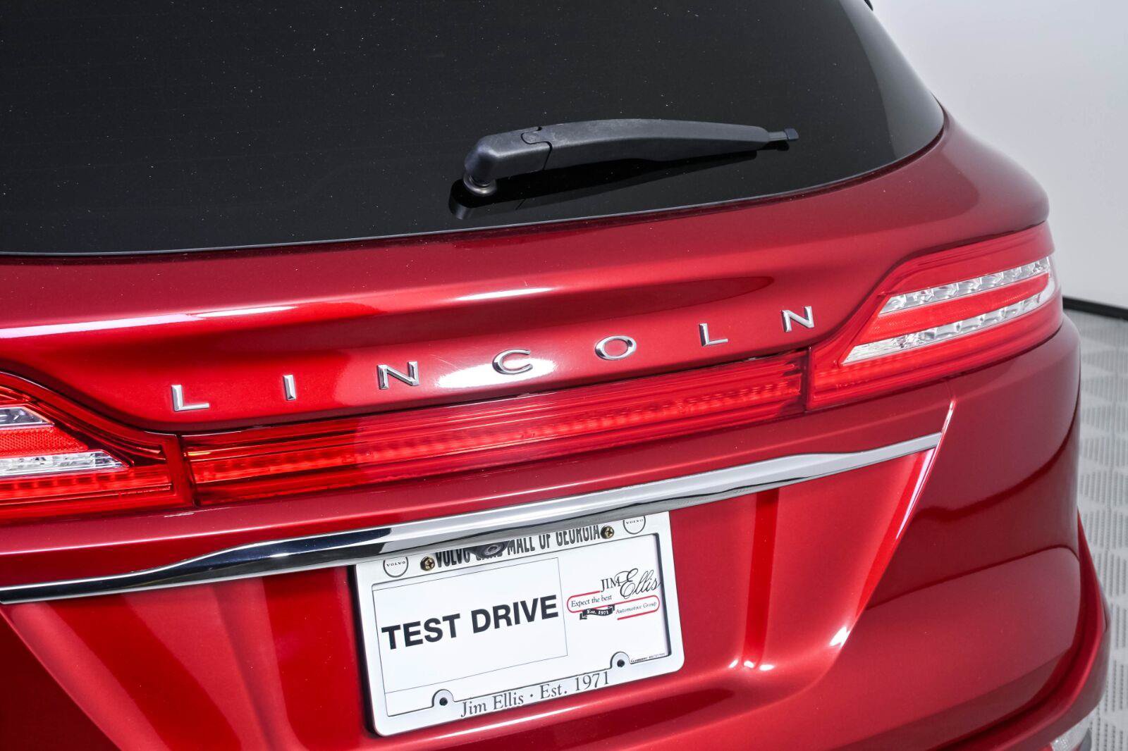 Used 2019 Lincoln MKC Reserve w/ MKC Technology Package FWD image 35