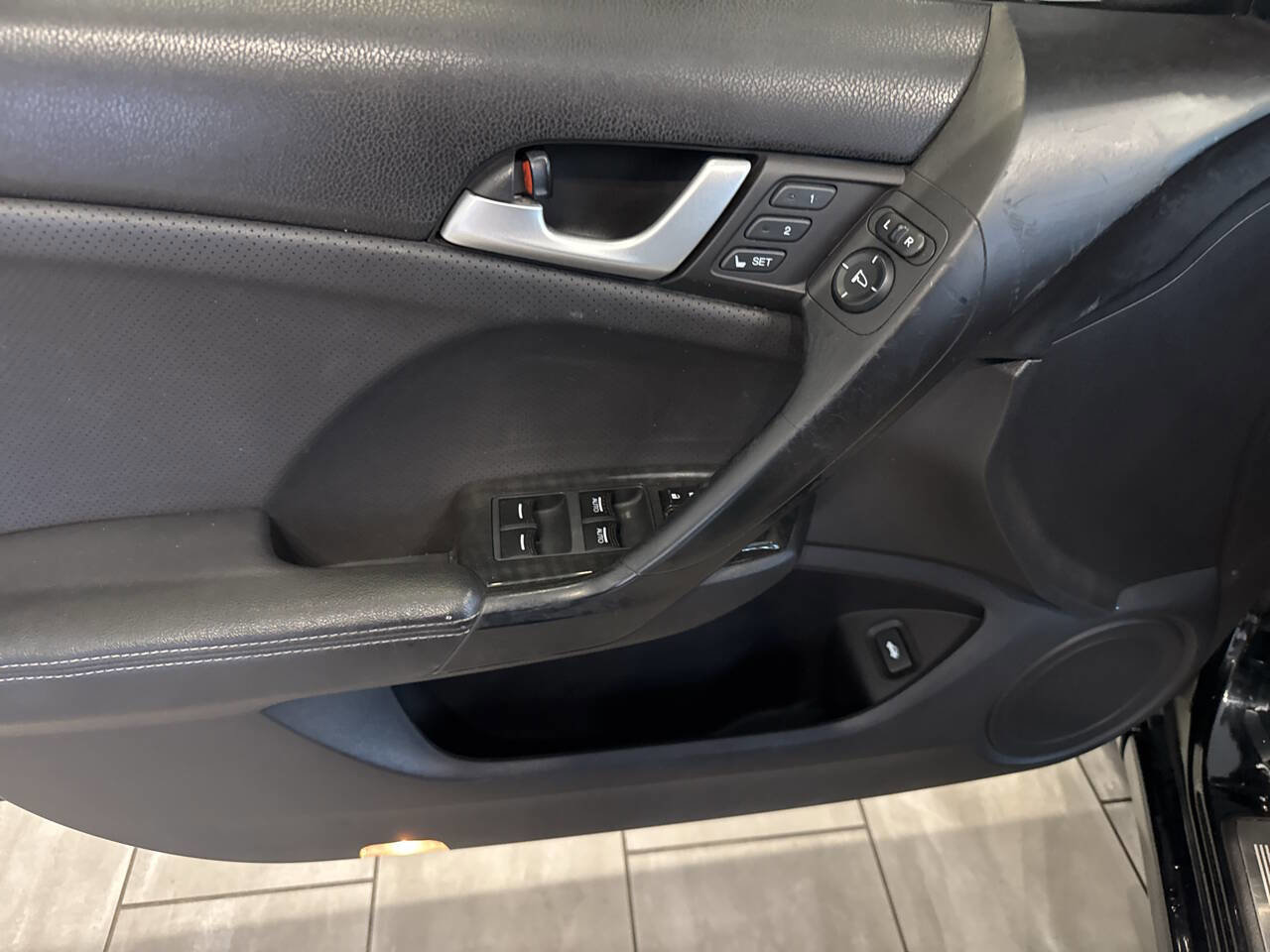 Used 2013 Acura TSX Sedan image 23