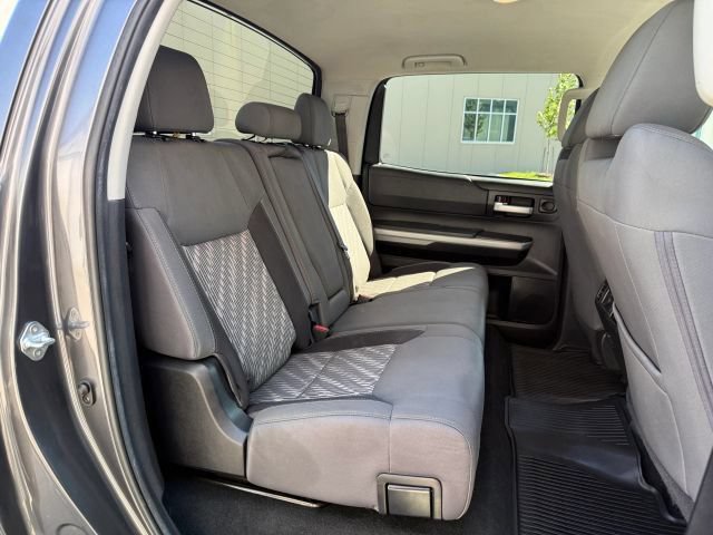 Used 2021 Toyota Tundra SR5 w/ SR5 Upgrade Package AWD/4WD image 20