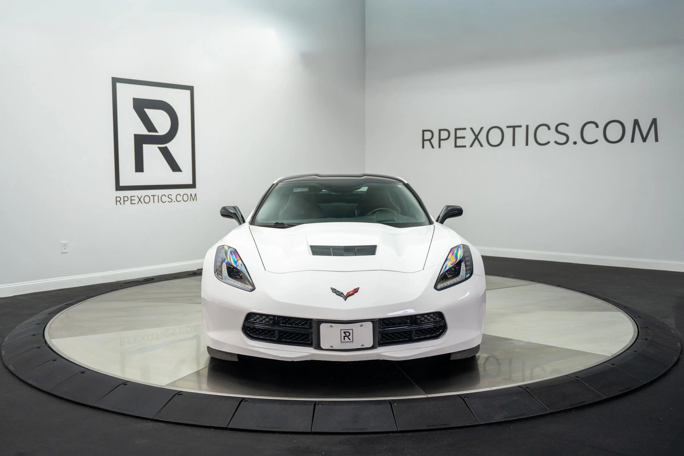 Used 2016 Chevrolet Corvette Stingray Coupe w/ 3LT Preferred Equipment Group image 6