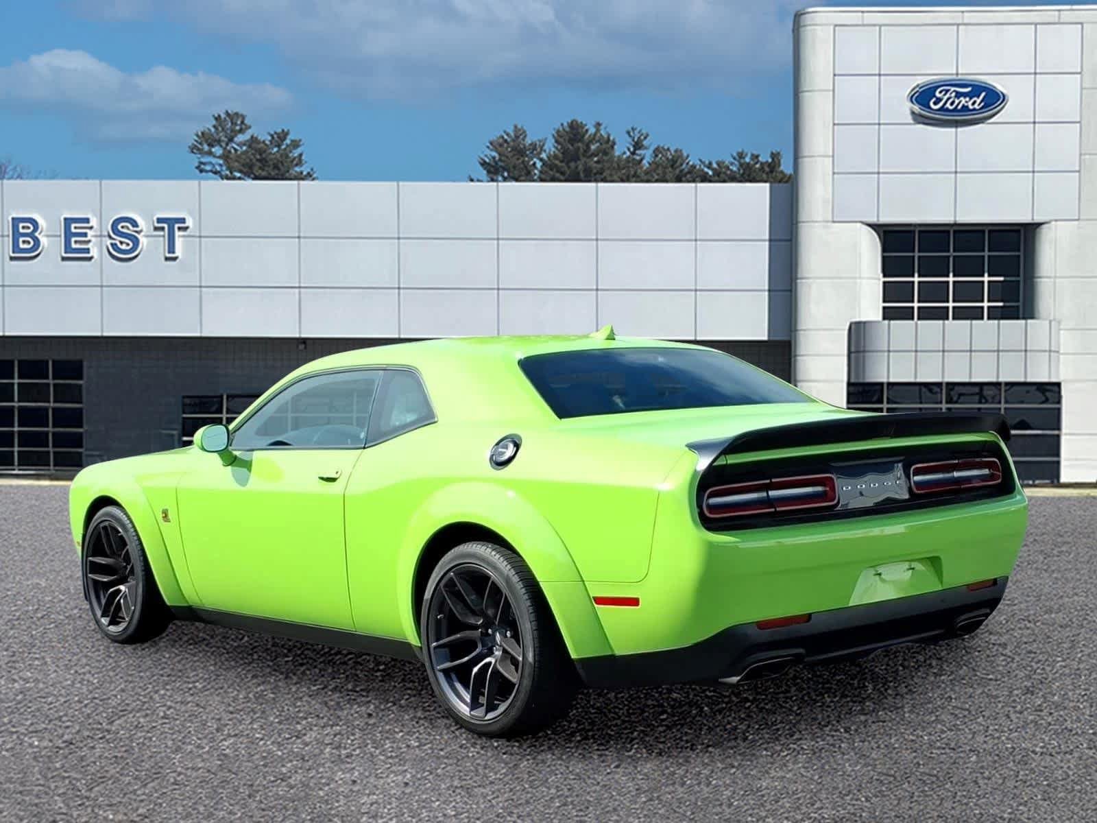 Used 2019 Dodge Challenger R/T Scat Pack RWD image 4