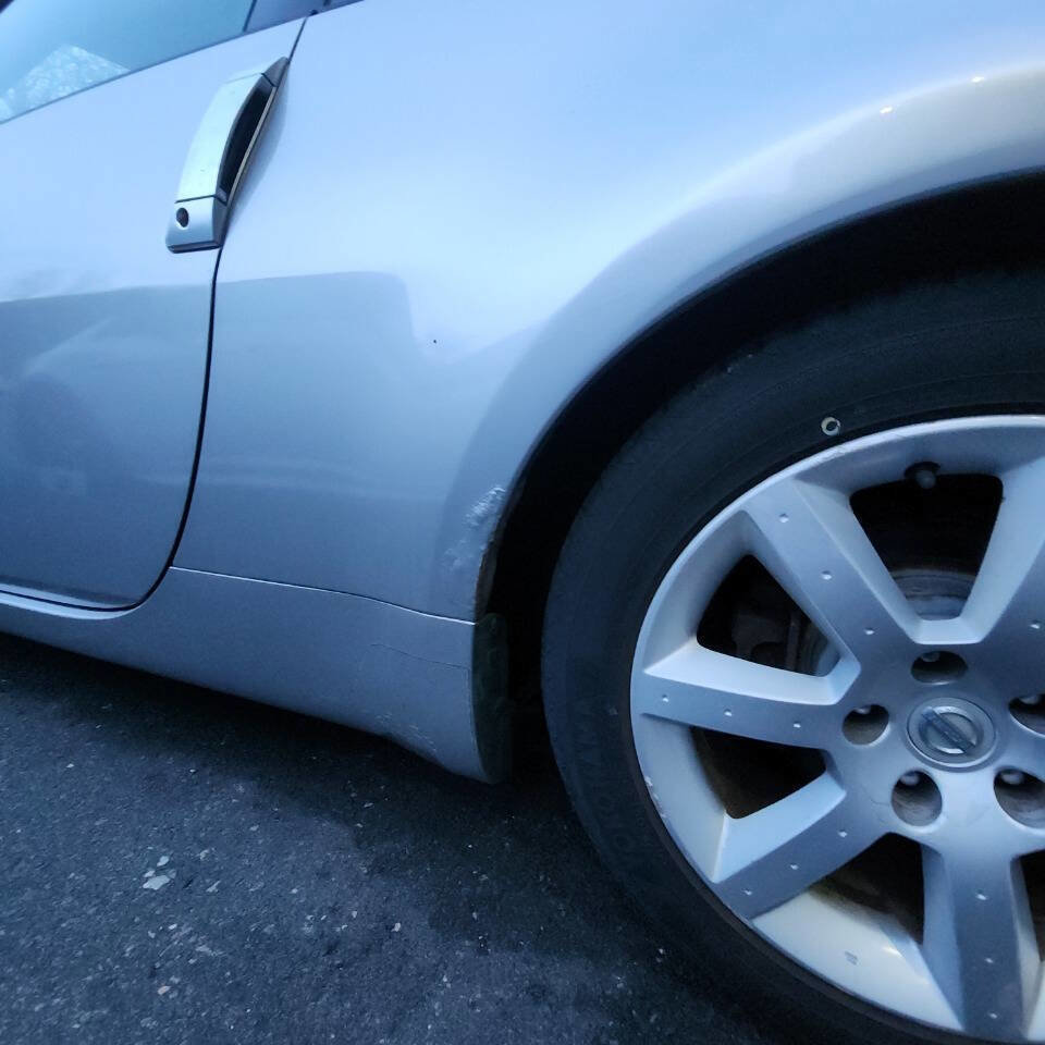 Used 2003 Nissan 350Z Enthusiast image 19