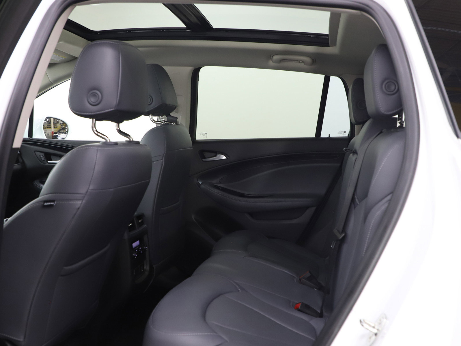 Used 2020 Buick Envision Premium image 19