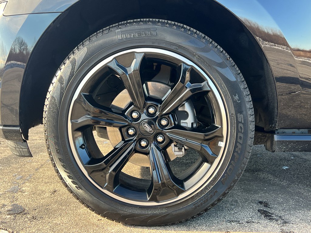 Used 2024 Ford Expedition Max Limited image 11