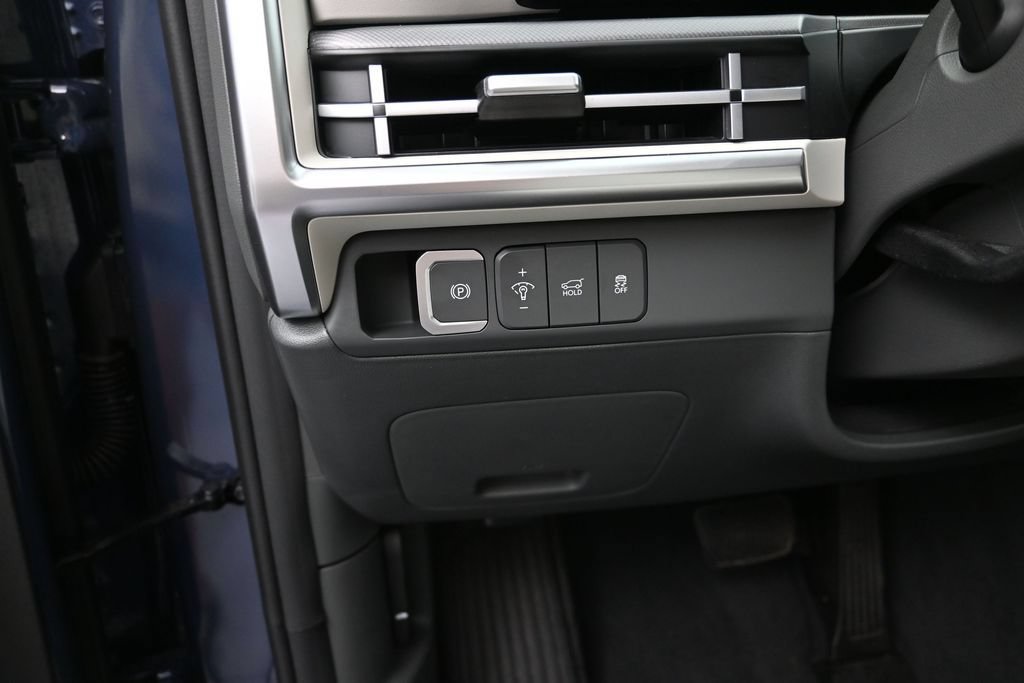 Used 2026 Hyundai Santa Fe SEL FWD image 12
