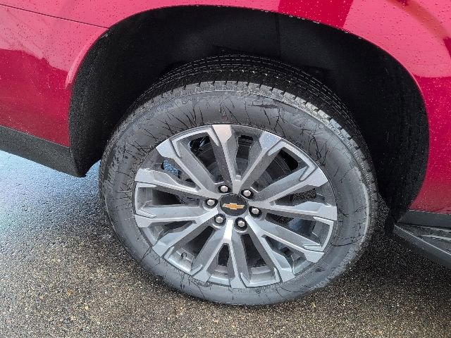 New 2026 Chevrolet Suburban High Country image 14