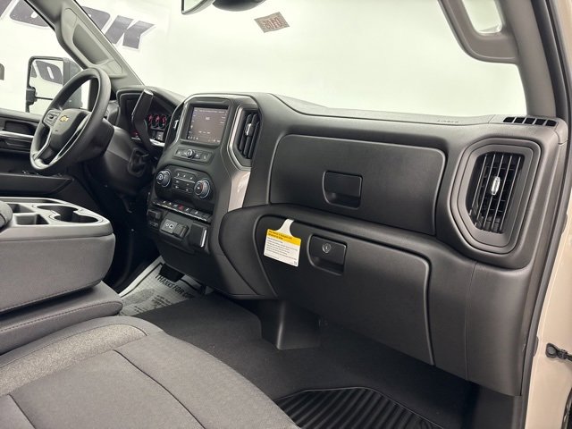 New 2026 Chevrolet Silverado 2500 Custom w/ Custom Value Package image 30