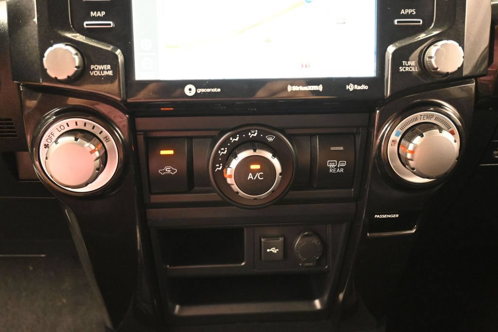 Used 2022 Toyota 4Runner TRD Off-Road Premium AWD/4WD image 23