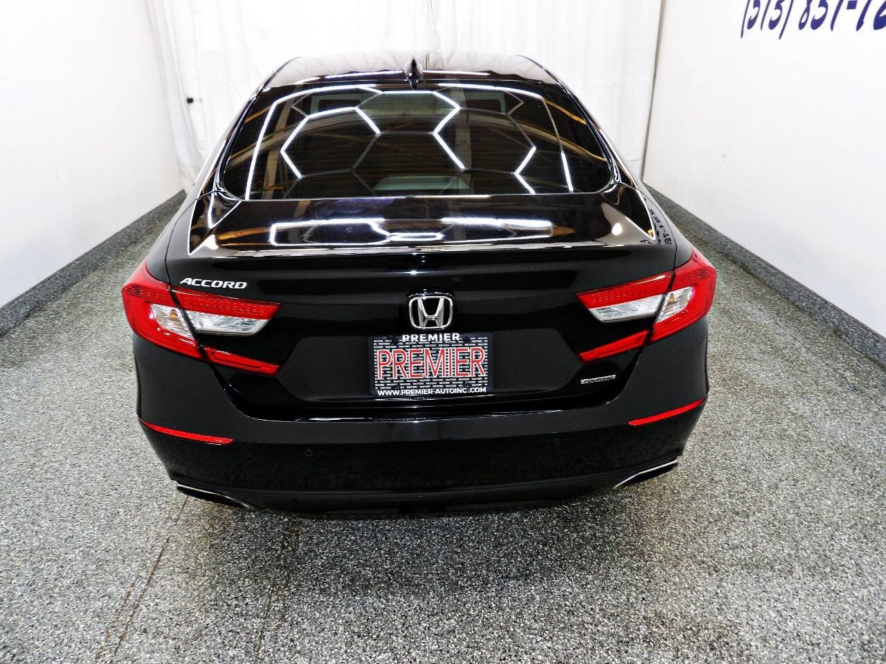 Used 2018 Honda Accord Touring image 5