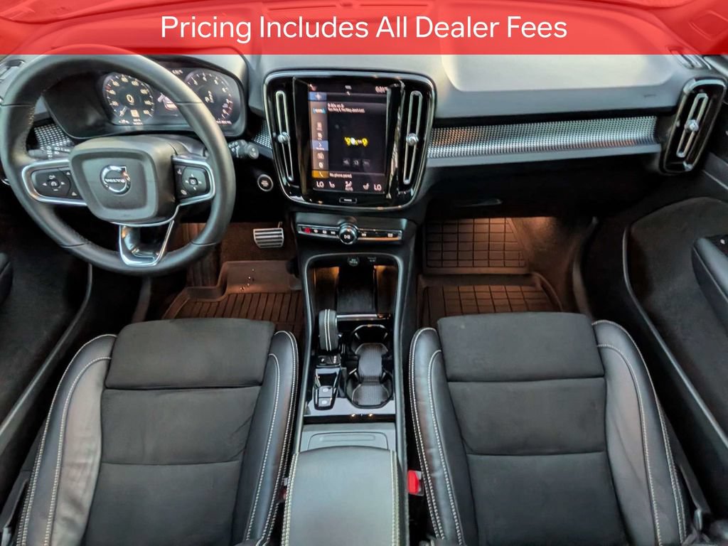 Used 2022 Volvo XC40 T5 R-Design w/ Advanced Package AWD/4WD image 15