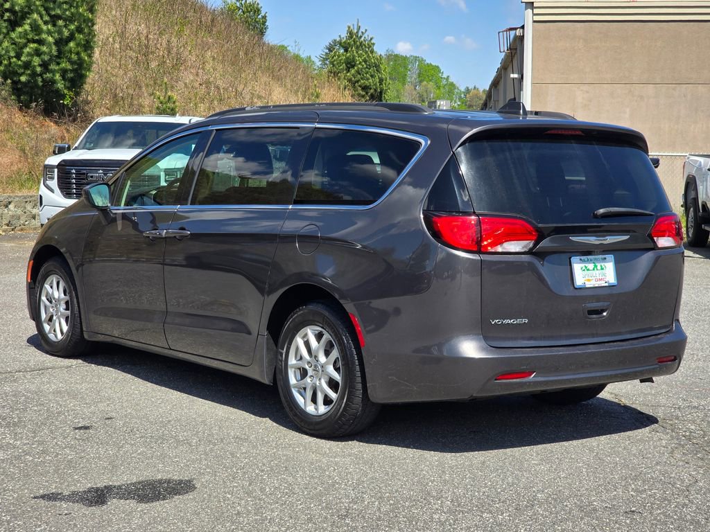 Used 2021 Chrysler Voyager Lxi image 15