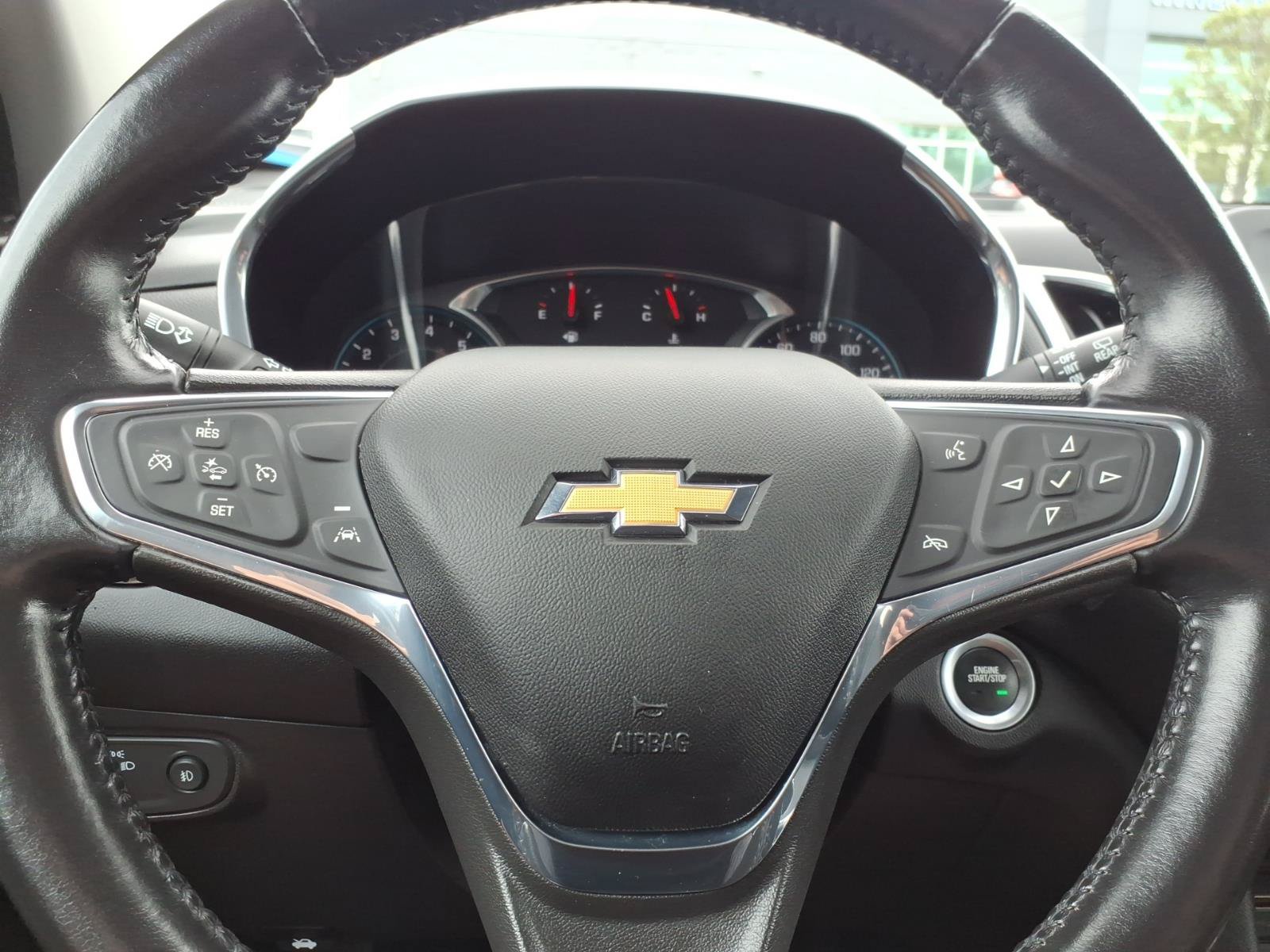 Used 2020 Chevrolet Equinox LT w/ Driver Convenience Package AWD/4WD image 24